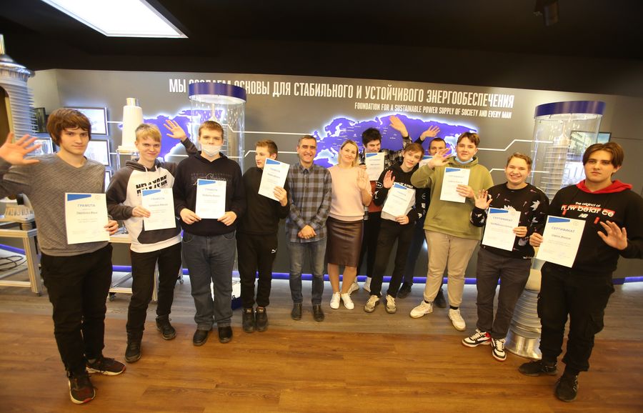 Excursion to the Izolyator Production Complex for students of the Istra branch of Krasnogorsk College