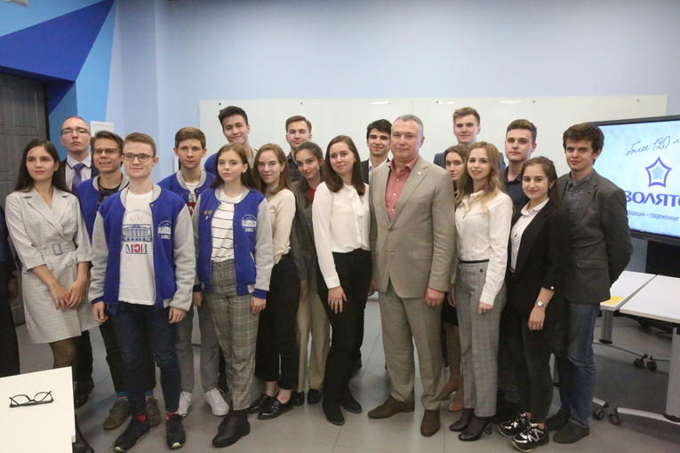 All participants of the &lsquo;50 Questions to a power engineer&rsquo; talk show at MPEI with the participation of Alexander Slavinsky