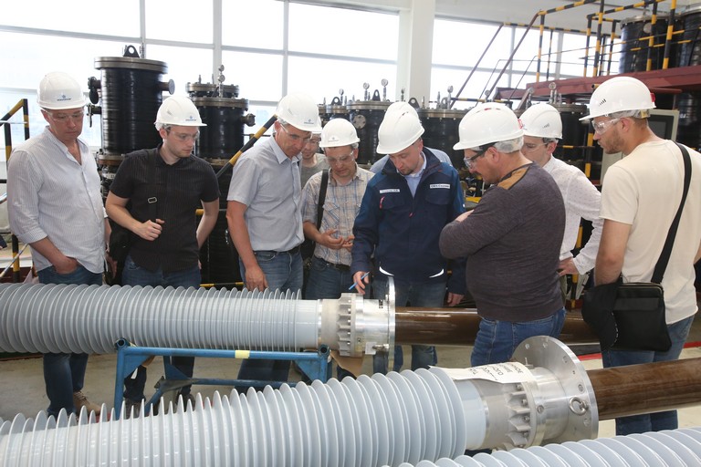 Acquaintance with the technology of assembly of high-voltage bushings 